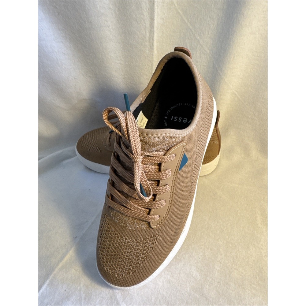 Women’s Knit Lace-Up Sneakers in Taupe